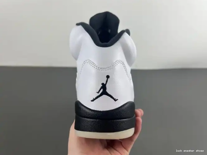 Reps LUCY 5 'WHITE JORDAN RETRO DD0587-110 AIR BLACK' 0509